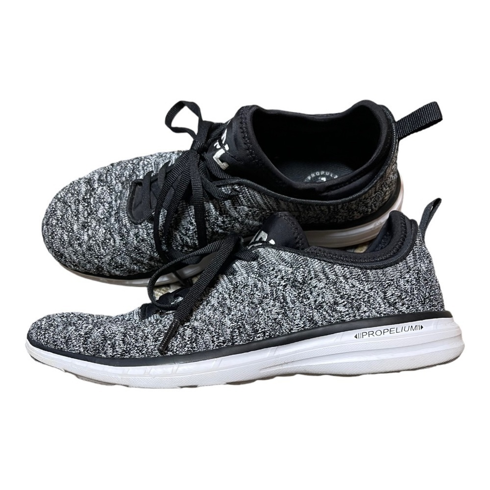 APL: Athletic Propulsion Labs Women's Techloom Phantom Running Shoe - Picture 4 of 7